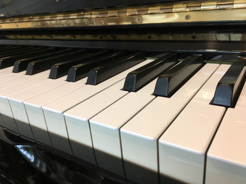 Kelley Piano Service: tuning & repair